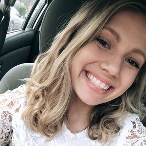 Meet your Posher, Marissa